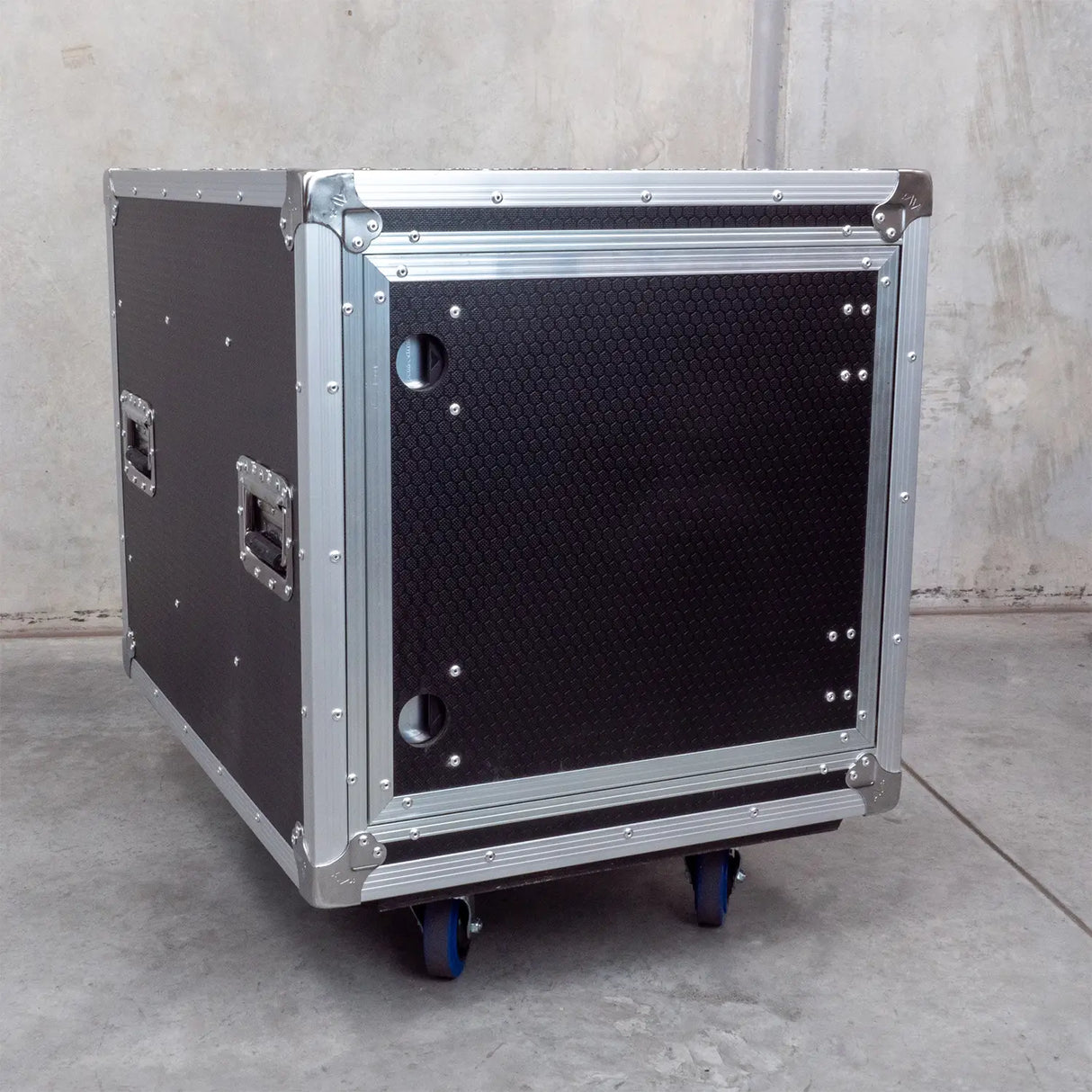 Titan AV 19" 10RU Slam Rack Road Case on Castors, Pro Series